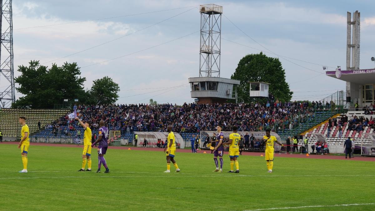 Chindia - FC Voluntari, FC Argeș - Petrolul și UTA - FCU Craiova, în ultima etapă din play-out