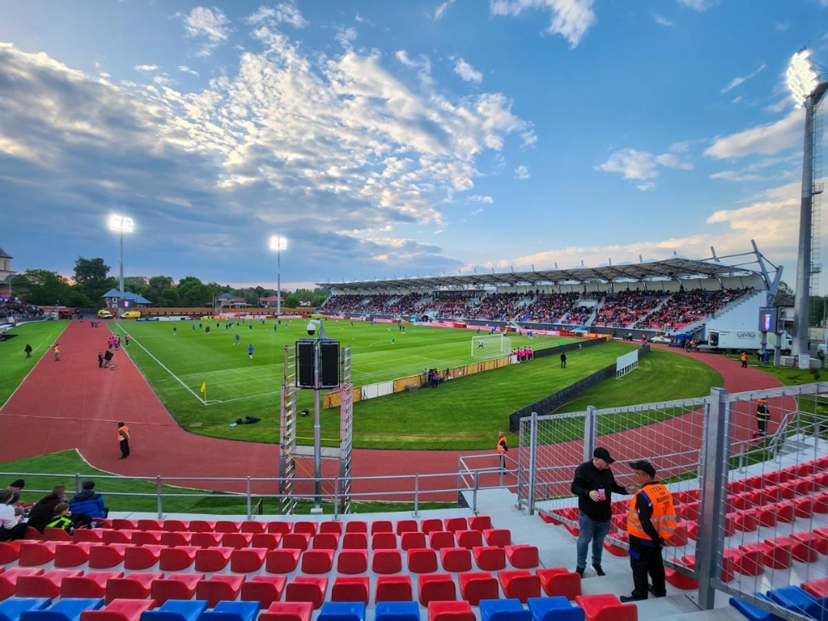 „Curtea Domnească” și-a primit oastea » Imagini spectaculoase cu noul stadion din Liga 1