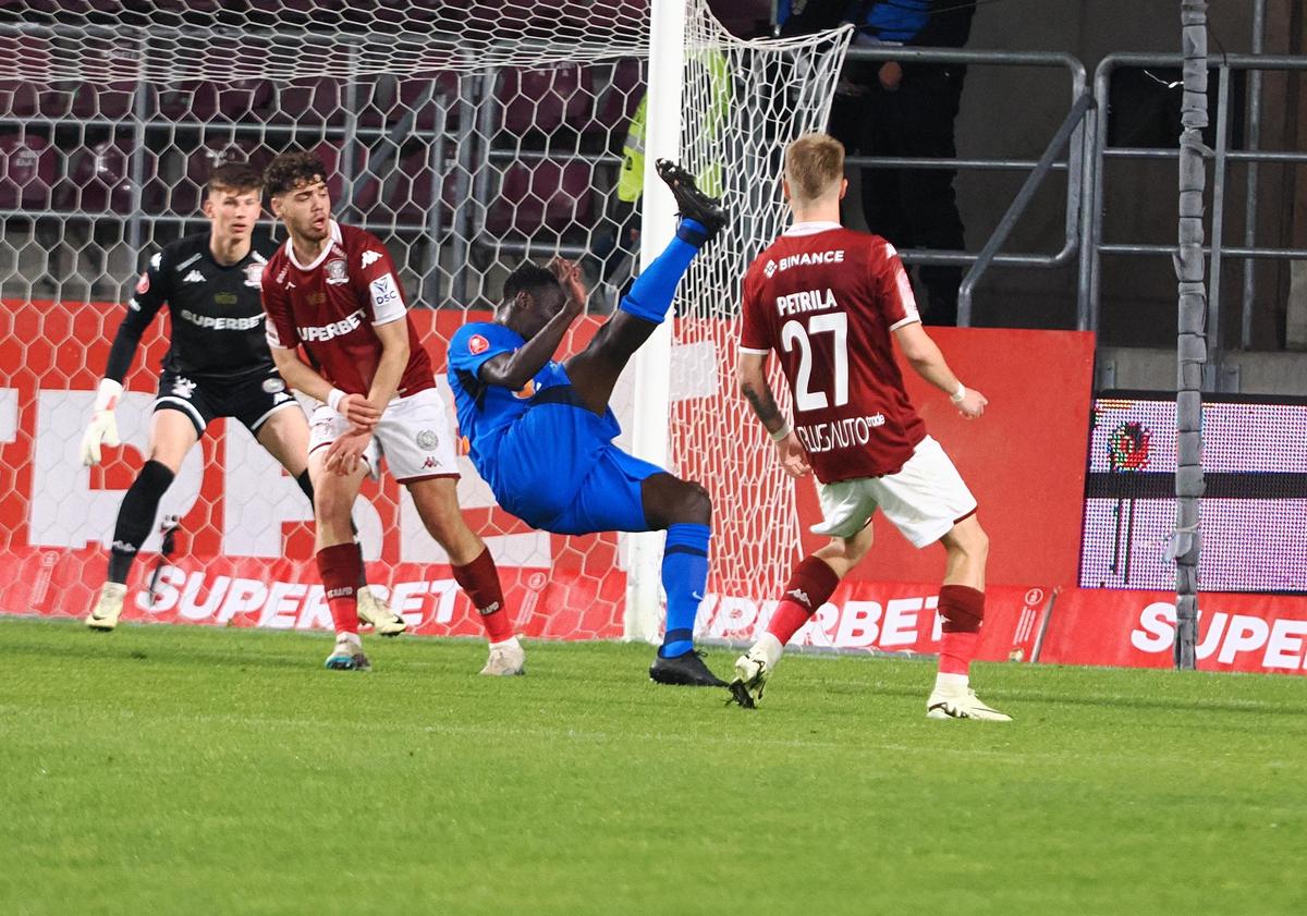 Darius Olaru a luat campionatul cu FCSB, iar acum are planuri mărețe pentru Campionatul European: „Vrem să ajungem în semifinale! Dacă nici noi nu credem...”