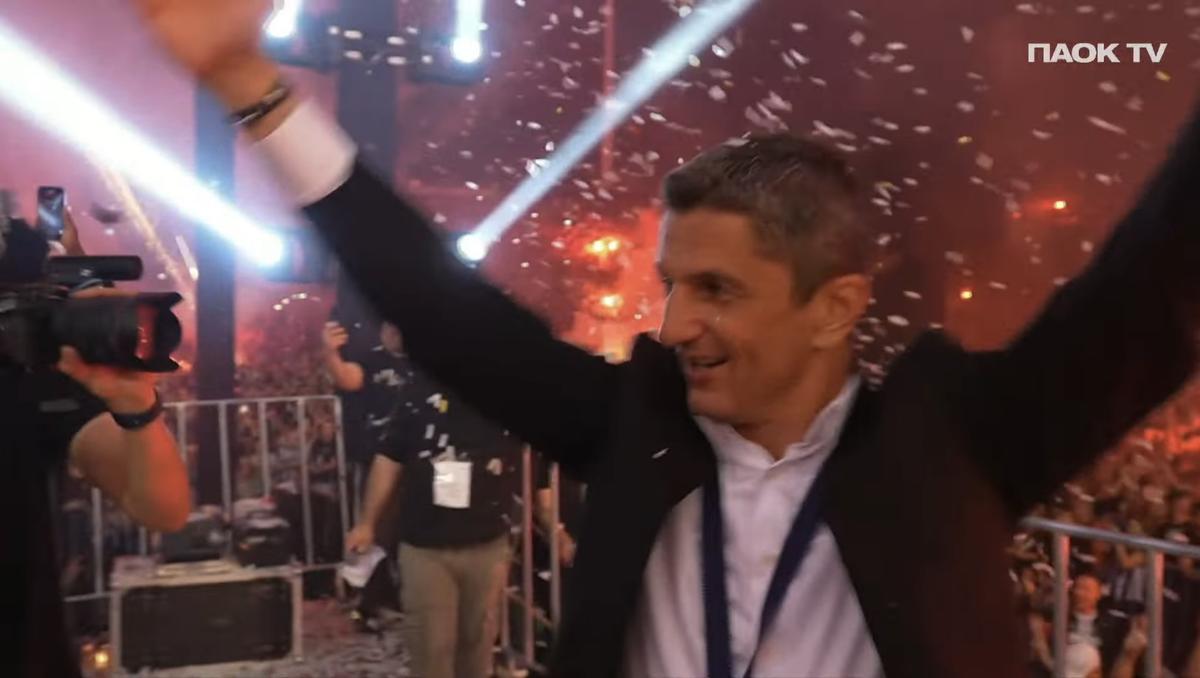 Imagini uluitoare! Răzvan Lucescu, scos cu scutierii de pe gazon » Bătaie generală, după ce PAOK a luat titlul