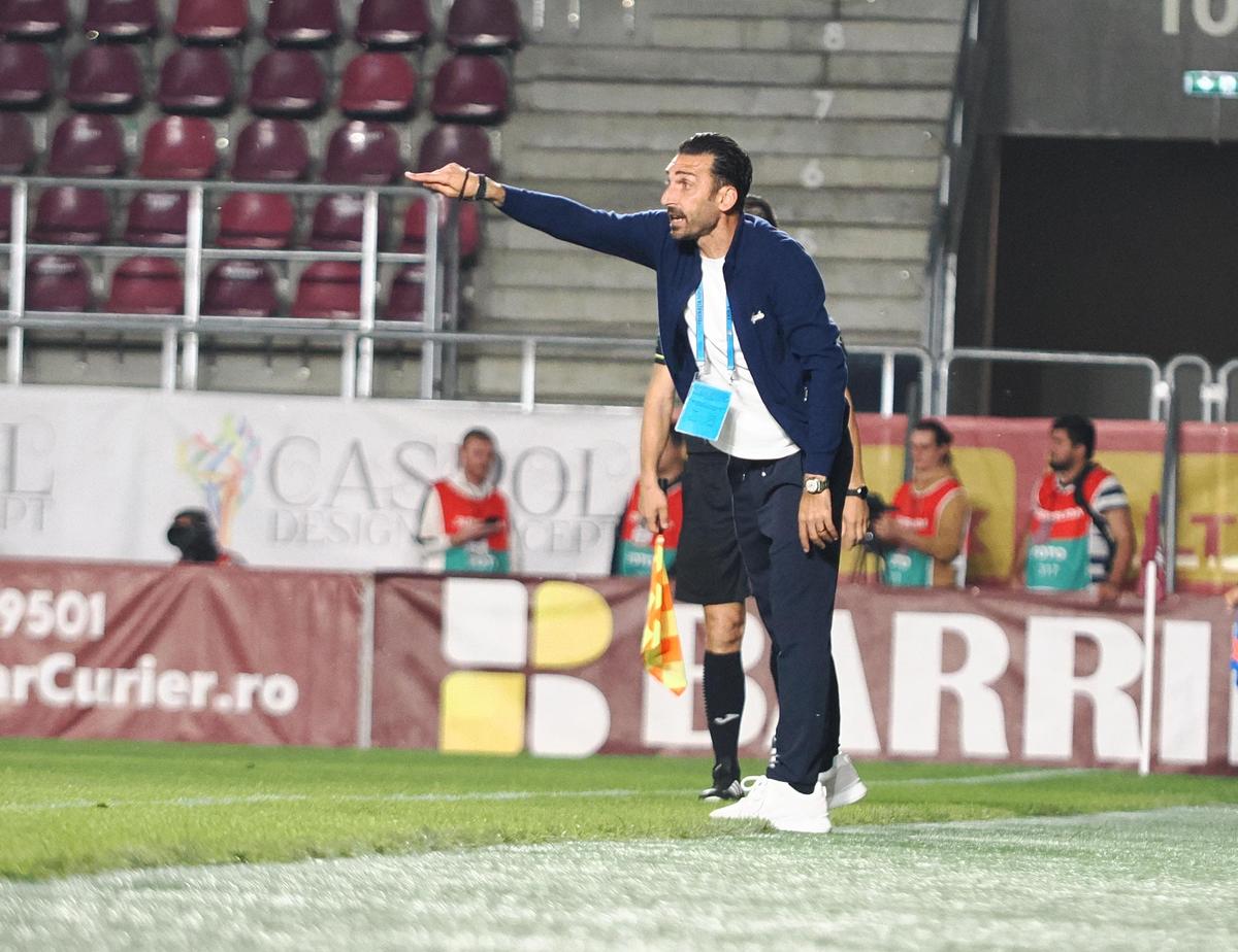 Darius Olaru a luat campionatul cu FCSB, iar acum are planuri mărețe pentru Campionatul European: „Vrem să ajungem în semifinale! Dacă nici noi nu credem...”