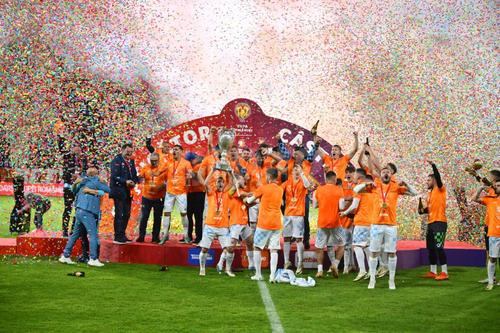 Corvinul Hunedoara, bucurie după finala Cupei României 2024, foto: GSP