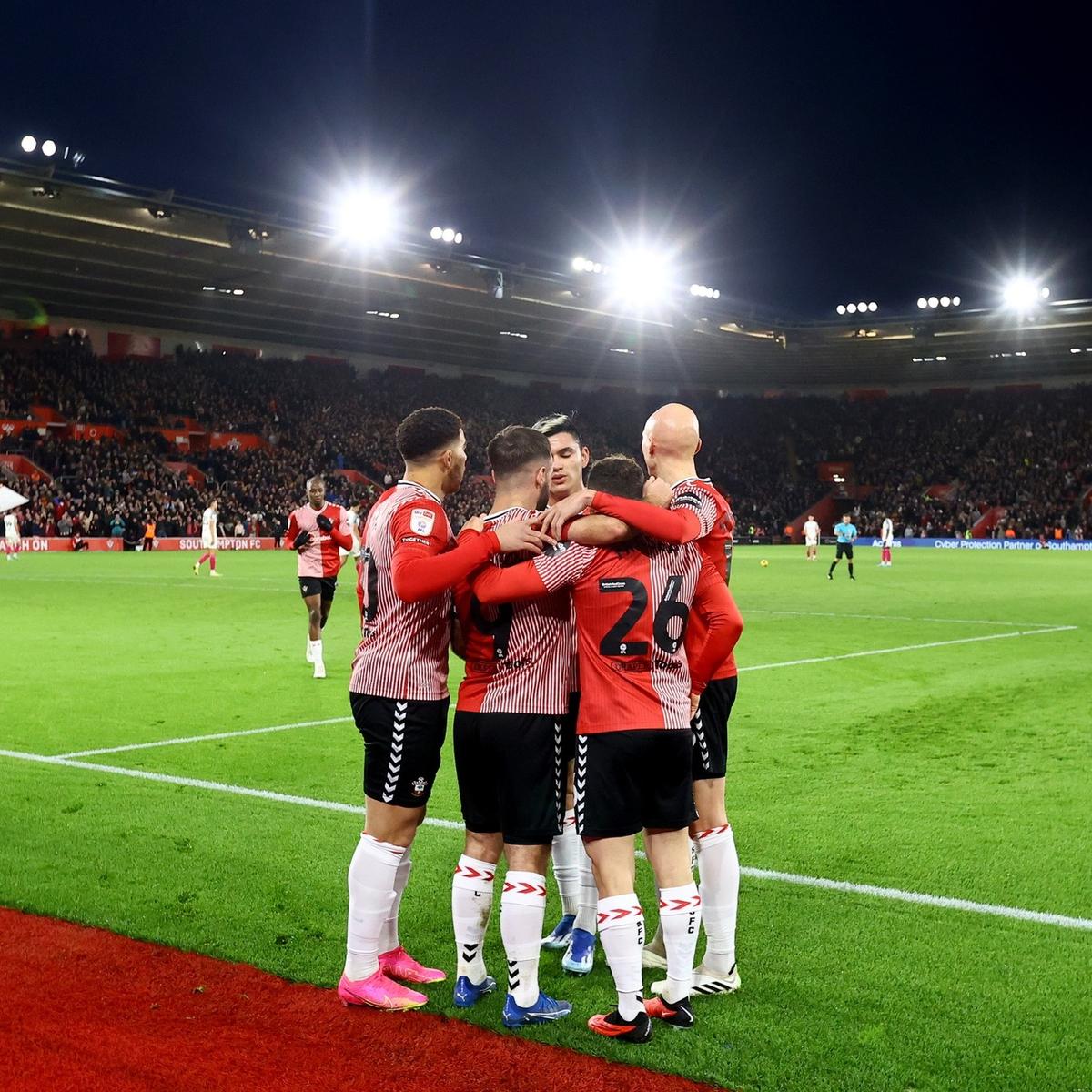 Southampton, idee machiavelică la barajul cu West Brom » Ce au montat „sfinții” la marginea terenului