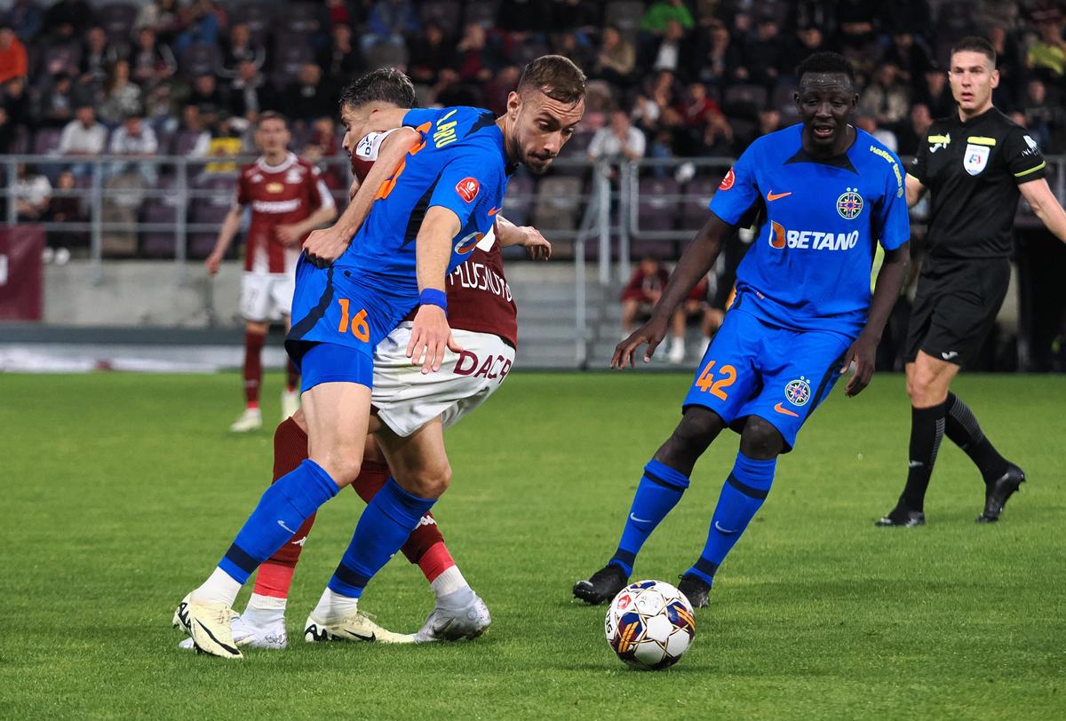 Darius Olaru a luat campionatul cu FCSB, iar acum are planuri mărețe pentru Campionatul European: „Vrem să ajungem în semifinale! Dacă nici noi nu credem...”