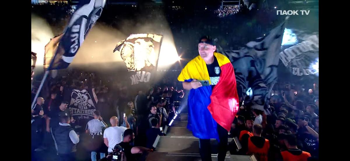 Imagini uluitoare! Răzvan Lucescu, scos cu scutierii de pe gazon » Bătaie generală, după ce PAOK a luat titlul
