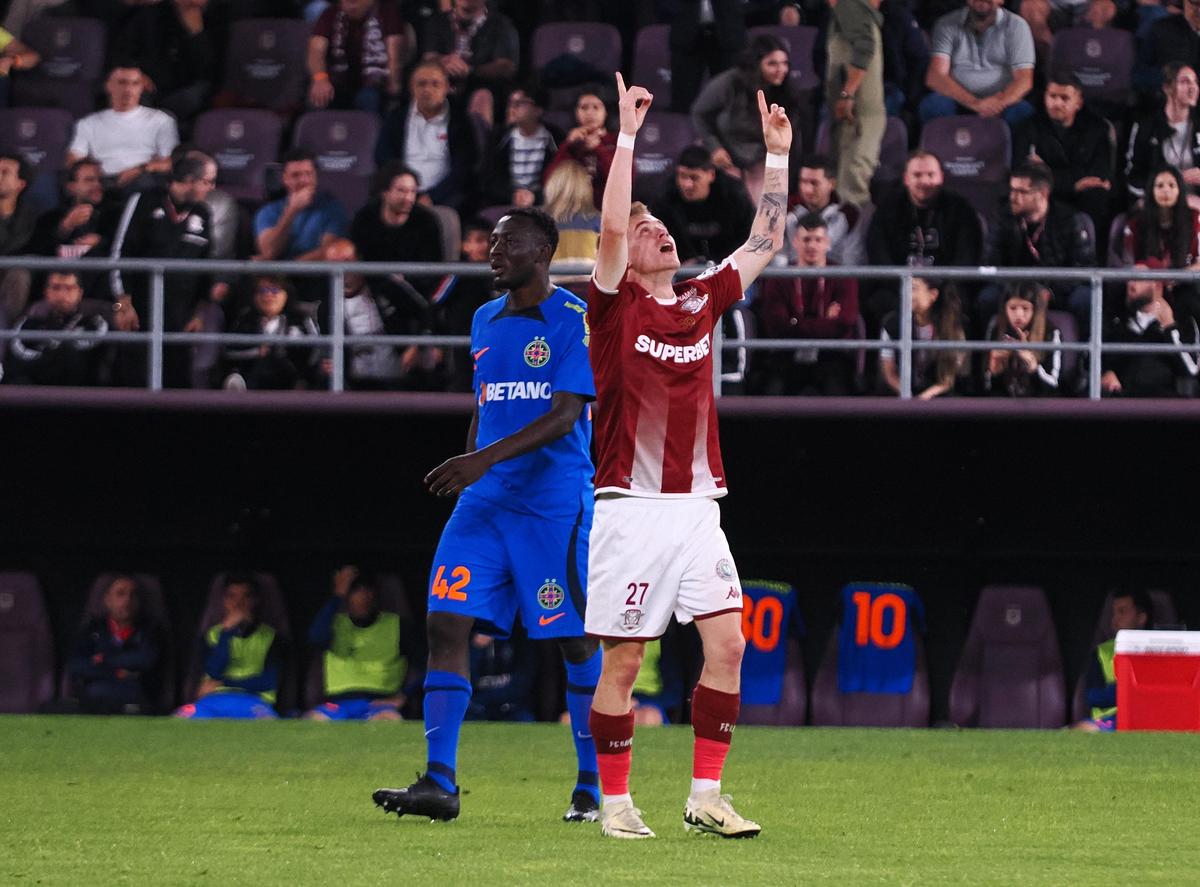 Darius Olaru a luat campionatul cu FCSB, iar acum are planuri mărețe pentru Campionatul European: „Vrem să ajungem în semifinale! Dacă nici noi nu credem...”