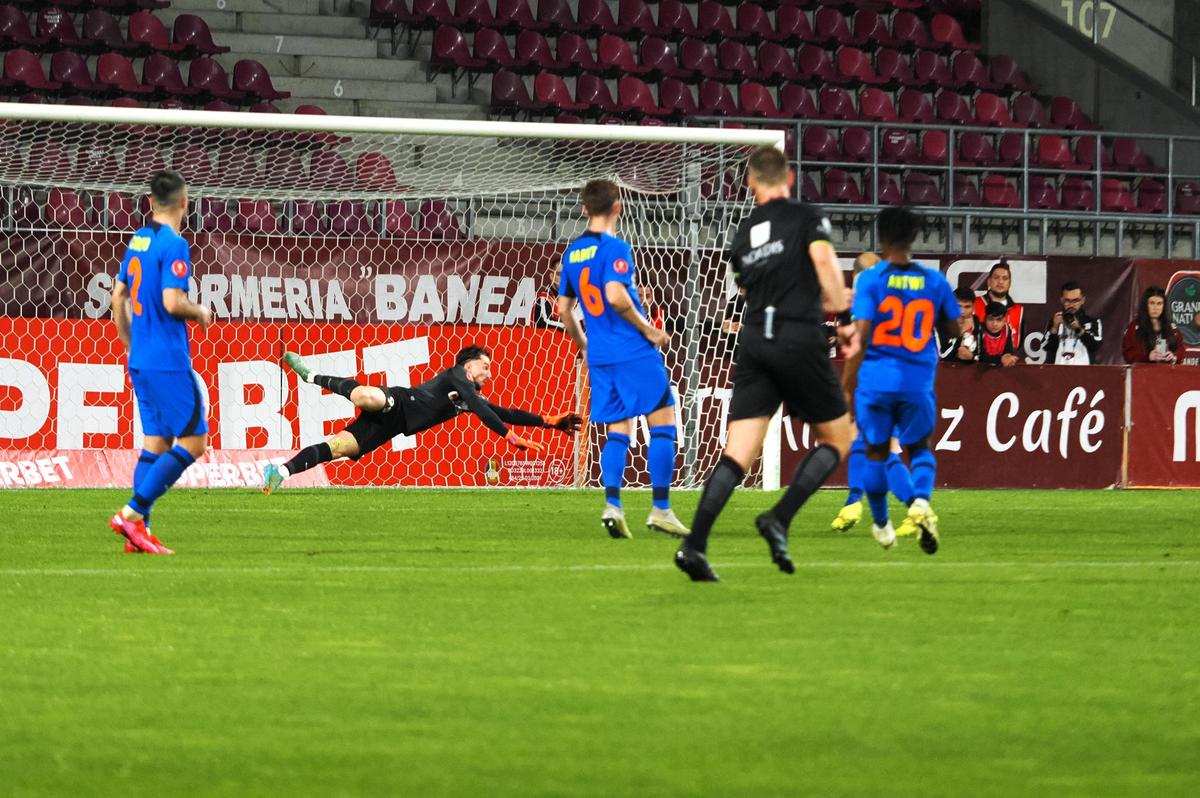Kosovarii anunță: „Au bătut palma cu Rapid” » Cât încasează Șucu în total pe Krasniqi și Rrahmani