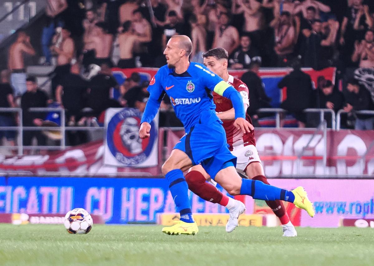 Darius Olaru a luat campionatul cu FCSB, iar acum are planuri mărețe pentru Campionatul European: „Vrem să ajungem în semifinale! Dacă nici noi nu credem...”