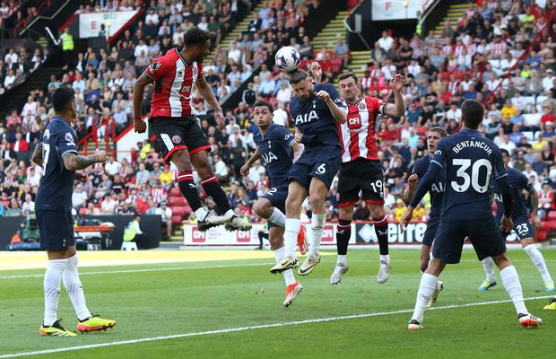 Radu Drăgușin, „stâncă” într-o victorie crucială pentru Tottenham » Ce obiectiv și-a îndeplinit gruparea londoneză