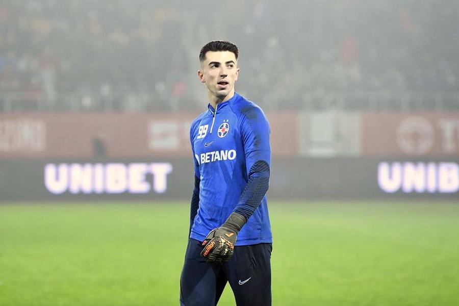 Andrei Vlad, foto: Imago Images „Ți-am dat hârtie să pleci liber, du-te ACUM!” » Jucătorul de la FCSB l-a scos din minți pe Gigi Becali: „Sunt la cheremul tău?!”