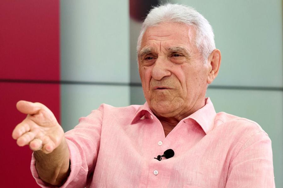 Giovanni Becali Urmează zile decisive la FRF! „Dacă eu îi găsesc ofertă în 10 zile, Hagi NU se mai duce la națională”
