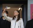 Campioana-fotomodel a atras toate privirile la Rapid - CFR » Cum a fost surprinsă în Giulești: fanii au vrut să imortalizeze momentul