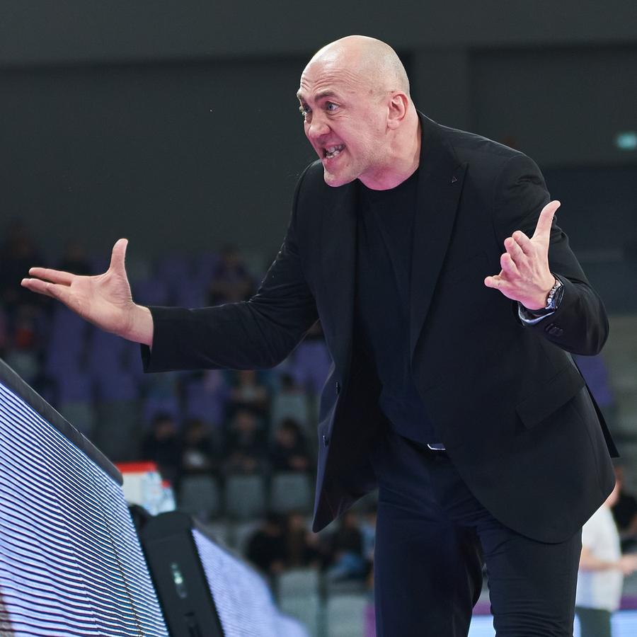 Antrenorul lui FC Argeș, după eșecul cu Rapid: „Jucătorii mei intră în teren cu mentalitatea unor copii de 5 ani! Jenant, nu-mi pot asuma”