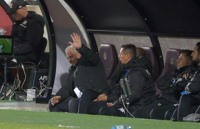 I-au cerut demisia lui Marius Șumudică în Rapid - CFR Cluj: „Lasă-ne, lasă-ne”