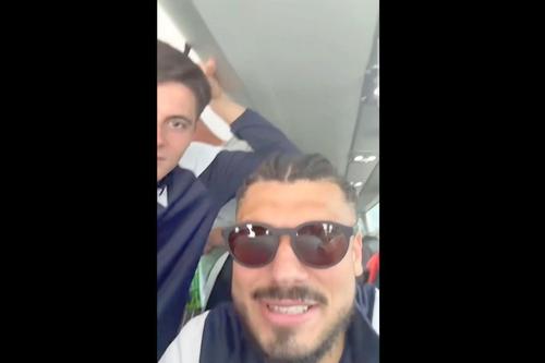 Scandalos! Jucătorii lui FC Argeș l-au jignit grosolan pe Nicușor Dan, foto: captură golazo.ro