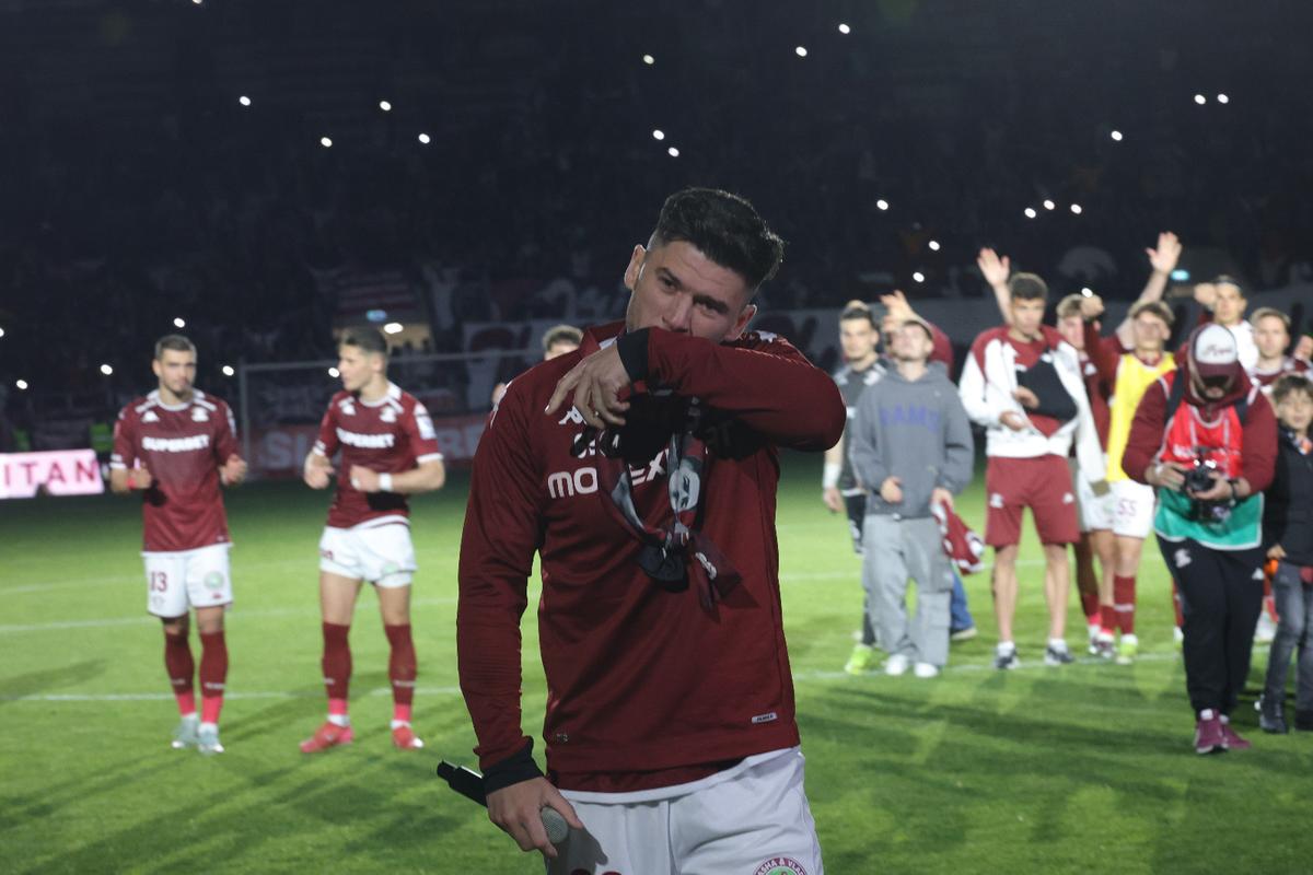 Cristian Săpunaru retragere, imagini de la final // foto: Ionuț Iordache (GSP)