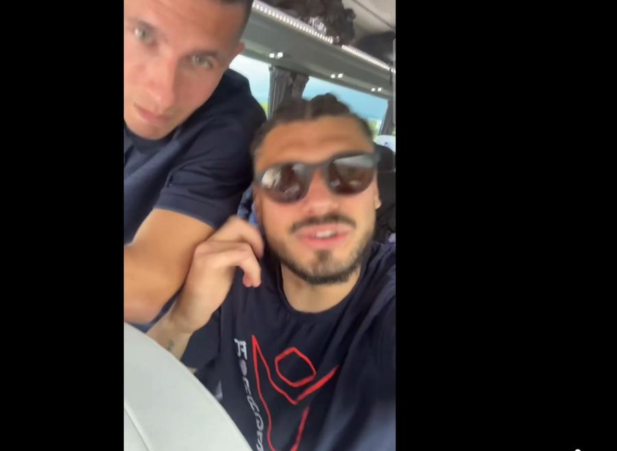 Jucătorii lui FC Argeș, „ploaie” de derapaje dezgustătoare în autocar: „Cine votează cu Nicușor să-mi mănânce mucii!” » Prima reacție: „Caterincă de vestiar”