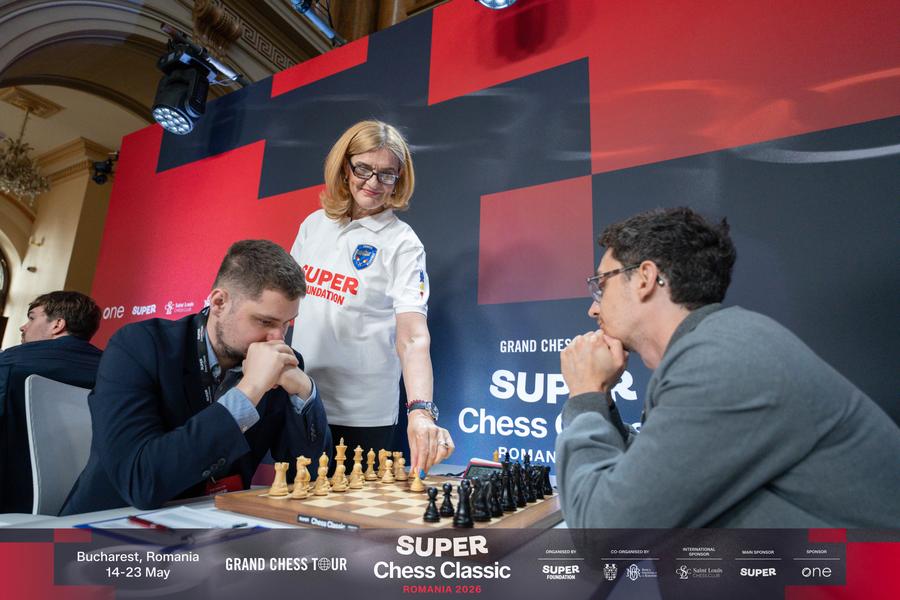 Zi de remize la Super Chess Classic România 2026:  clasamentul rămâne neschimbat după runda V