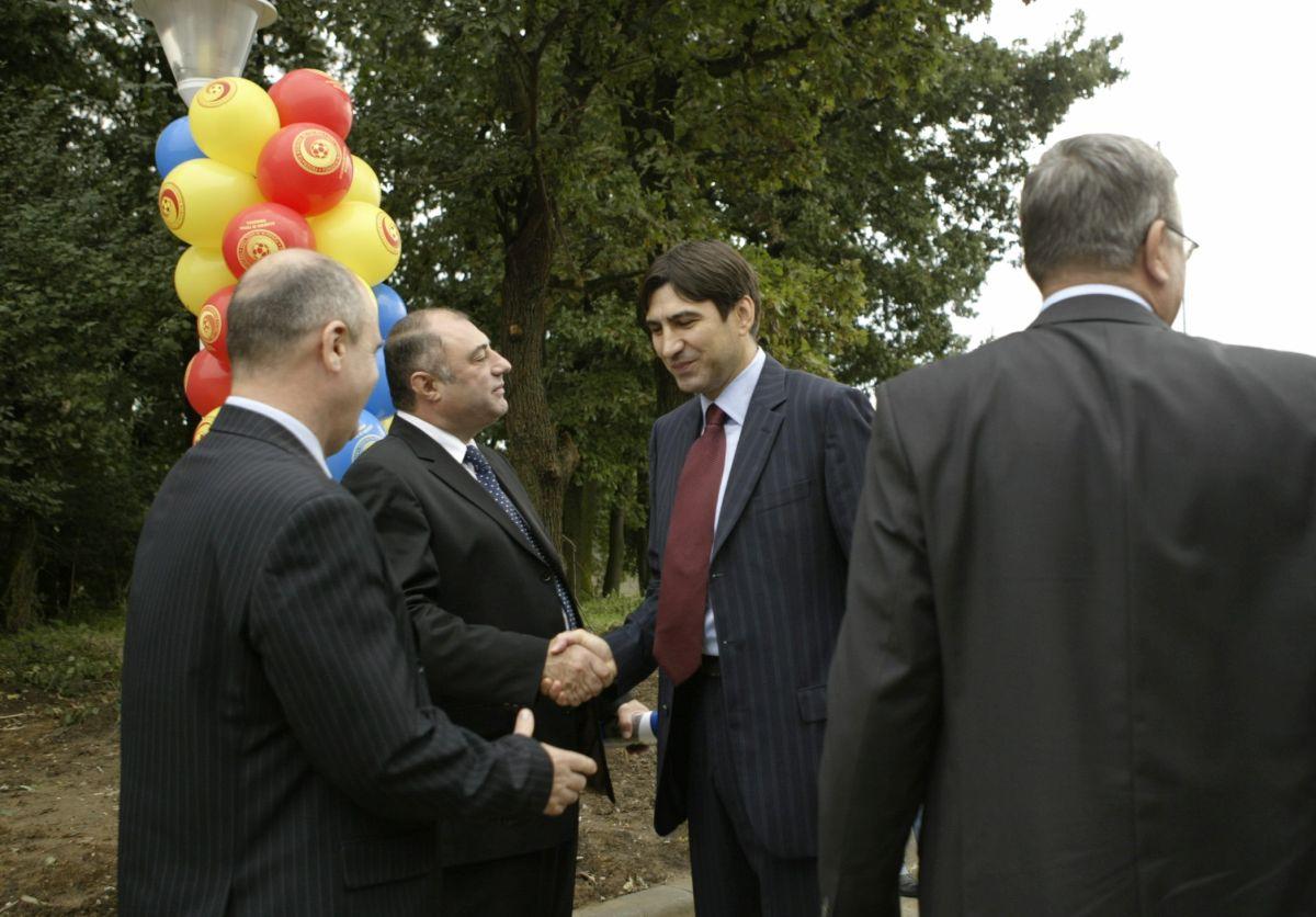Imagini cu Antonie Solomon, fostul primar al Craiovei, implicat în trecut în „fenomenul Știința”