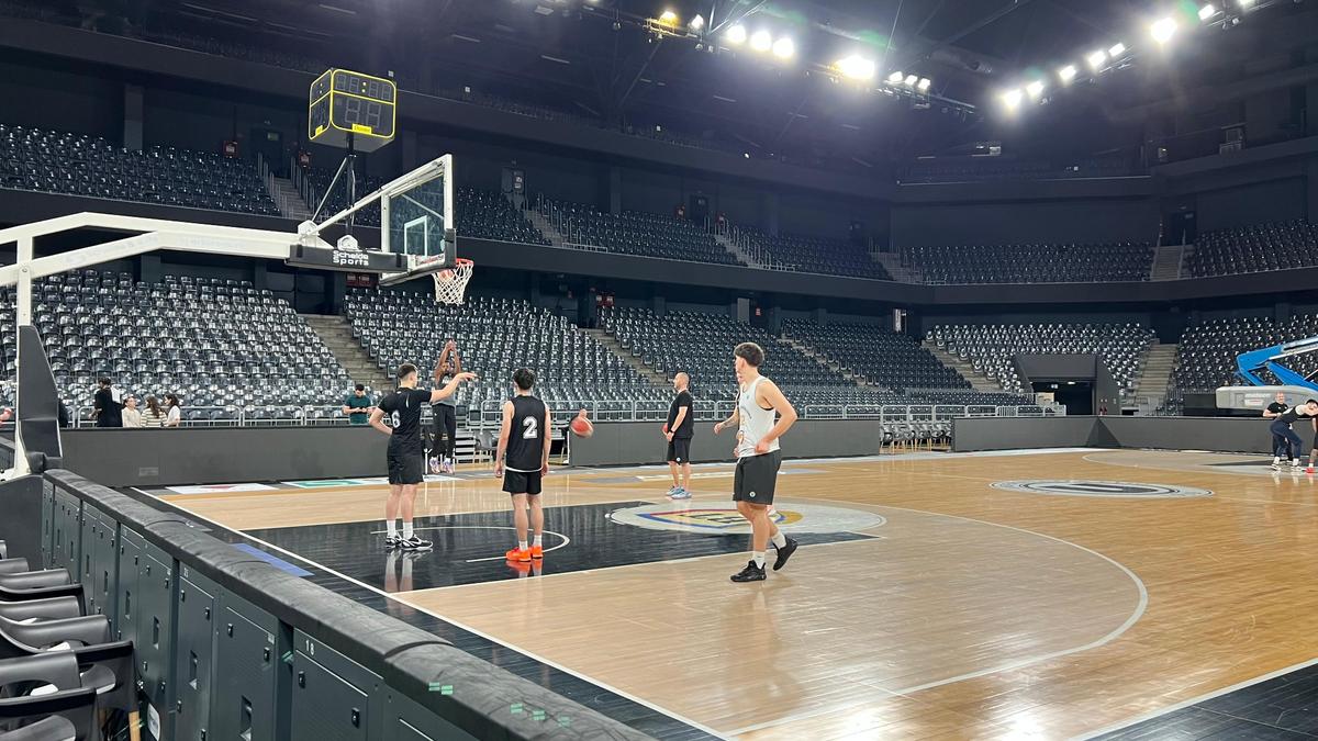 Ultimele informații din tabăra lui U-BT Cluj-Napoca înaintea meciului 3 al seriei cu SCM U Craiova: cum arată BTarena și care e situația lui Karel Guzman