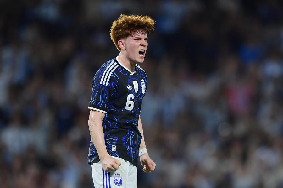 Chelsea dă o nouă lovitură pe piața transferurilor! Contract pe 6 ani pentru starul din Franța