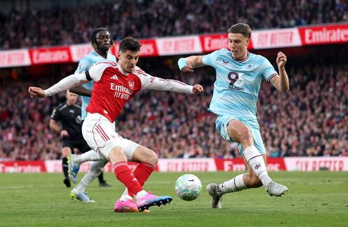 Kai Havertz (tricou roșu), în Arsenal 0 Burnley 1-0 / Foto: GettyImages