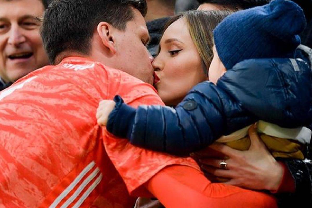 Szczesny a bifat o premieră negativă la EURO, senzuala Marina Luczenko a răbufnit pe net: „Cine scrie aceste lucruri oribile?”