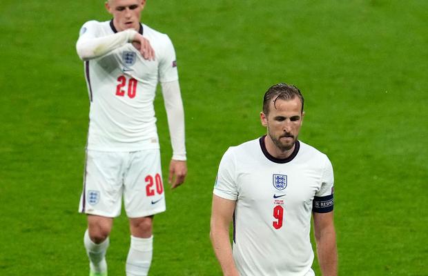 „Fotbalul nu se întoarce acasă cu echipa asta” » Anglia atacată după egalul cu Scoția de la Euro 2020
