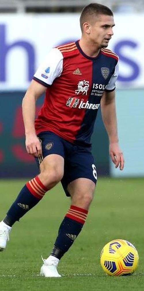 Își pierde Răzvan Marin postul de titular la Cagliari?