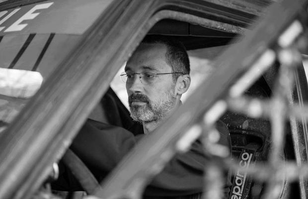 Adrian Cernea, fost campion național, a murit în timpul unui concurs off-road, după ce mașina a fost luată de ape » Copilotul a reușit să se salveze