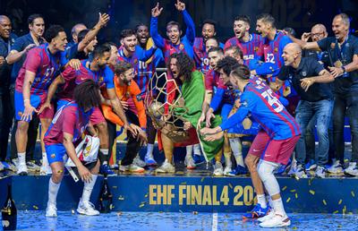 Barcelona și-a apărat trofeul în Liga Campionilor, după o finală magnifică! A avut nevoie de aruncări de la 7 metri pentru a o doborî pe Vive Kielce