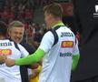 Edi Iordănescu sărbătorește al doilea gol al lui Mihăilă cu Elveția