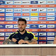 Alexandru Băluță, prezentat oficial la FCSB. La conferința de presă a vorbit și Mihai Stoica (foto: Vlad Nedelea/GSP)