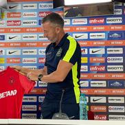Alexandru Băluță, prezentat oficial la FCSB. La conferința de presă a vorbit și Mihai Stoica (foto: Vlad Nedelea/GSP)