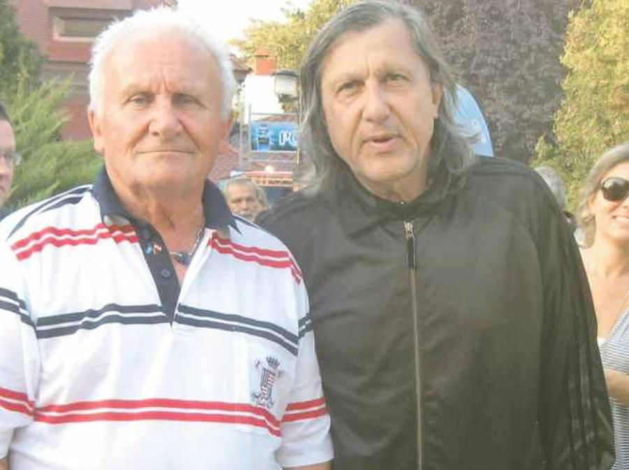 Costică Năstase, alături de fratele său, foto: Libertatea „Singurul prieten adevărat al lui Ion Țiriac” povestește cum i-a salvat viața: „Altfel, cădea direct în cap”