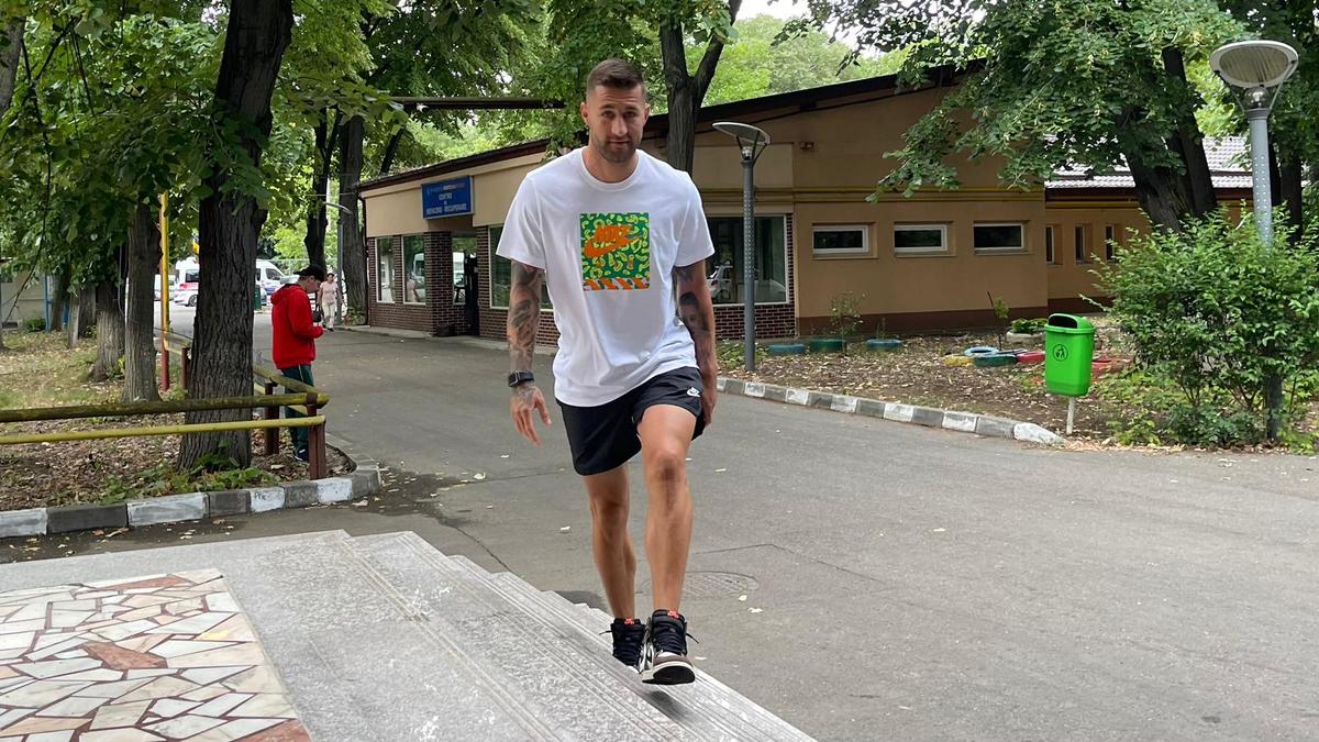 FCSB: 21 de fotbaliști la vizita medicală de astăzi, inclusiv nou-venitul Alex Băluță + Jucătorul dorit la Rapid a lipsit