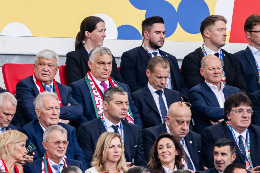 GSP.RO a fost pe stadion la Germania - Ungaria » 10 detalii din Stuttgart: pază suplimentară pentru Viktor Orban, bișnițari supărați și boicotul maghiarilor