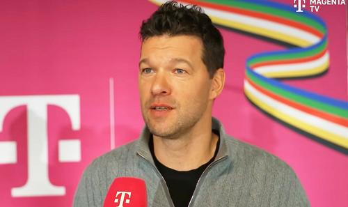 Michael Ballack în studioul Magenta, captură Youtube