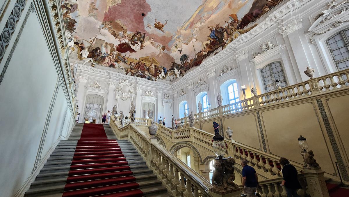 GSP.RO a intrat într-o bijuterie de clădire! Rezidența din Würzburg este de neratat
