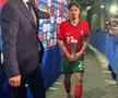 Vitinha, cu trofeul în brațe la zona mixtă după Portugalia - Cehia 2-1 // foto: GSP