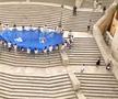 Un tricou al naționalei Italiei de 15 metri lungime întins în Piazza di Spania