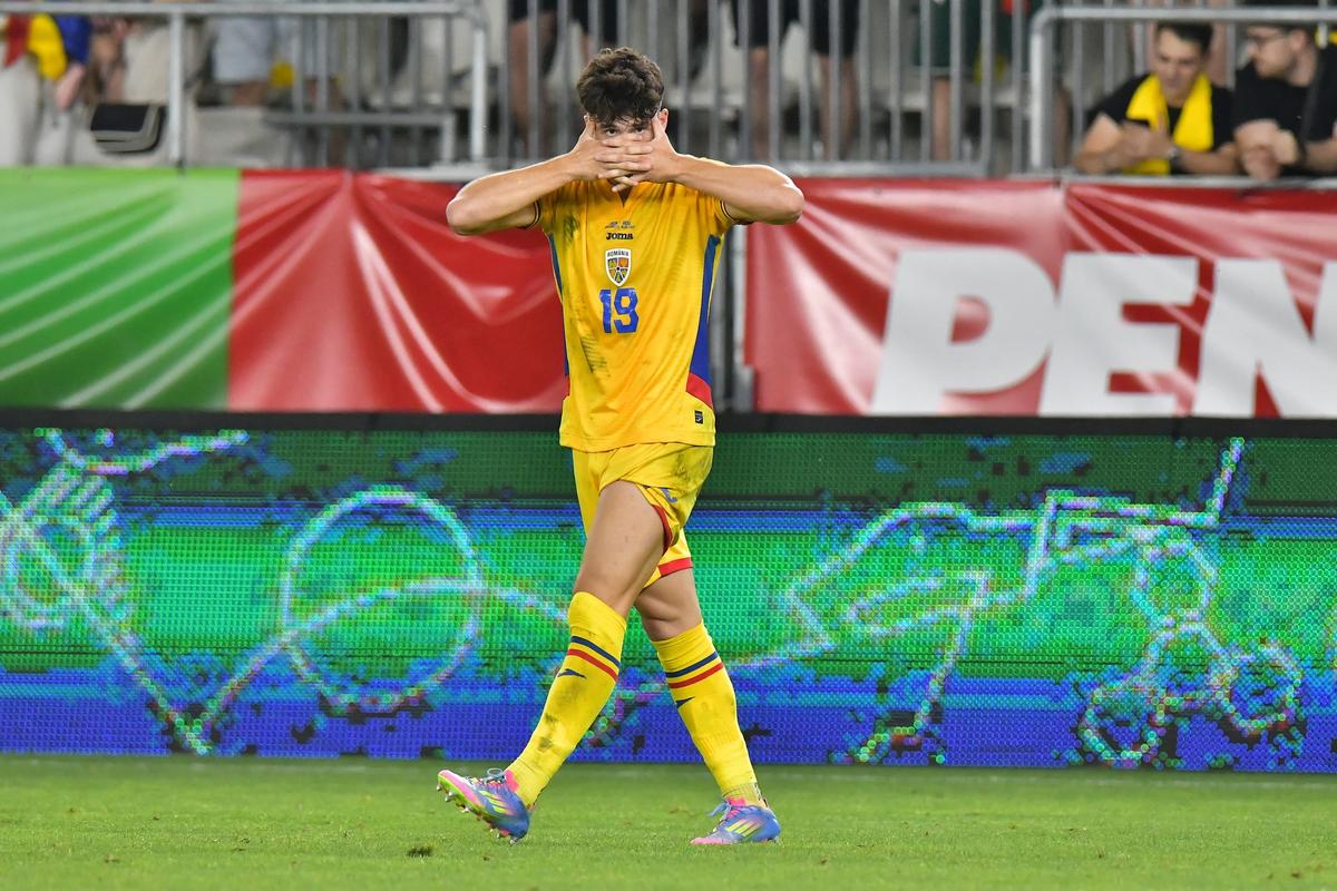 A înscris un gol superb și a celebrat ca Ronaldo! Cine este marcatorul golului României U19 în partida cu Danemarca U19