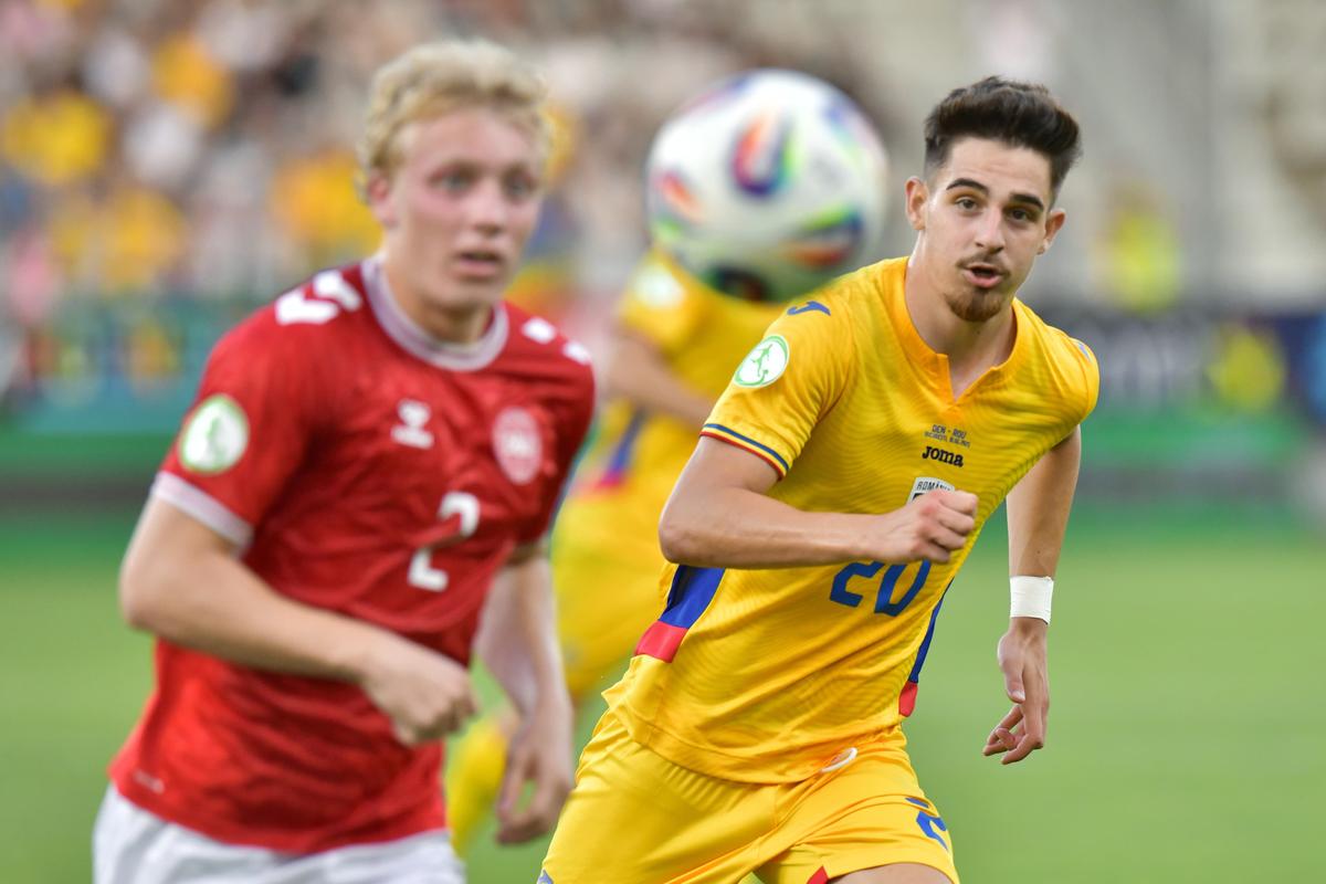 Danemarca U19 - România U19 0-3 » Victorie uriașă și CALIFICAREEE! România U19 a jucat perfect și e în semifinalele EURO U19