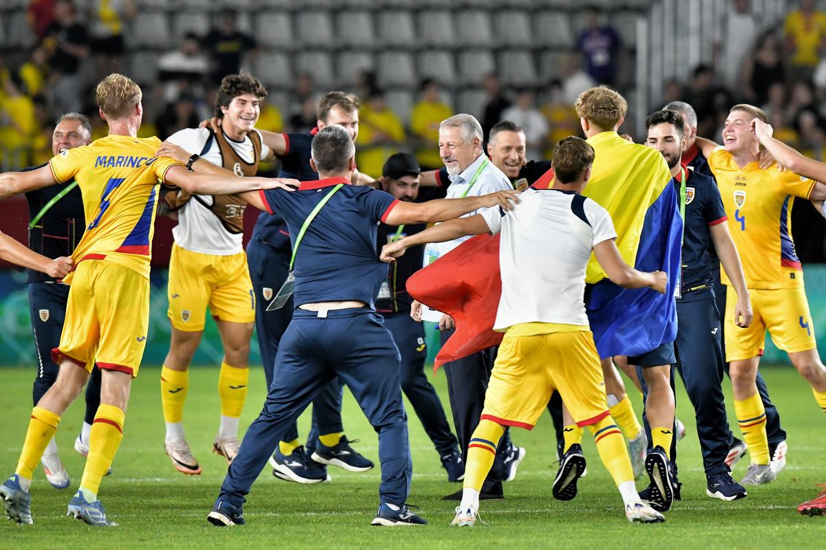 Imaginile bucuriei: Cum au sărbătorit jucătorii României U19