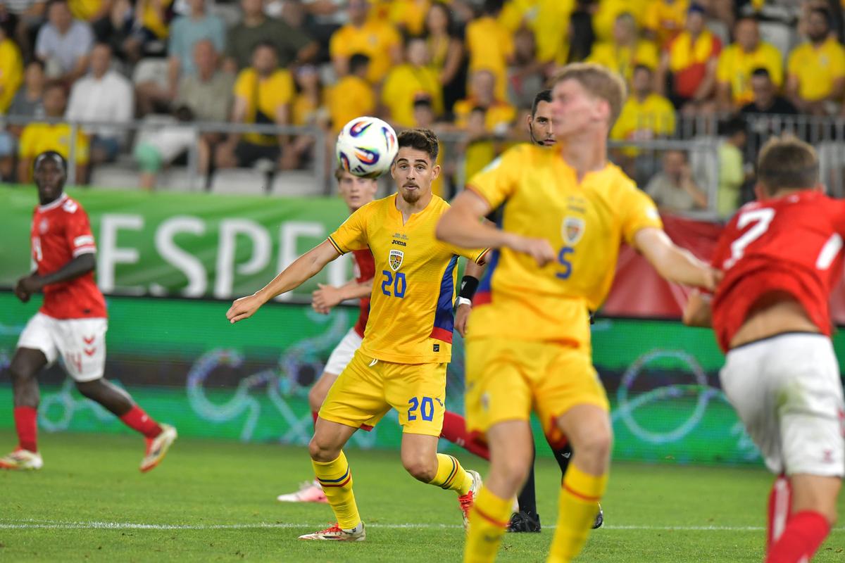 Danemarca U19 - România U19 0-3 » Victorie uriașă și CALIFICAREEE! România U19 a jucat perfect și e în semifinalele EURO U19