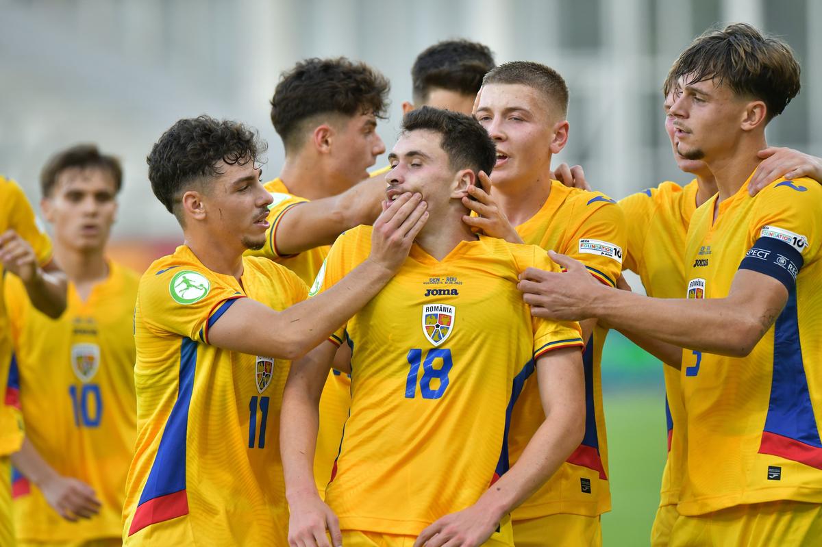 Danemarca U19 - România U19 0-3 » Victorie uriașă și CALIFICAREEE! România U19 a jucat perfect și e în semifinalele EURO U19