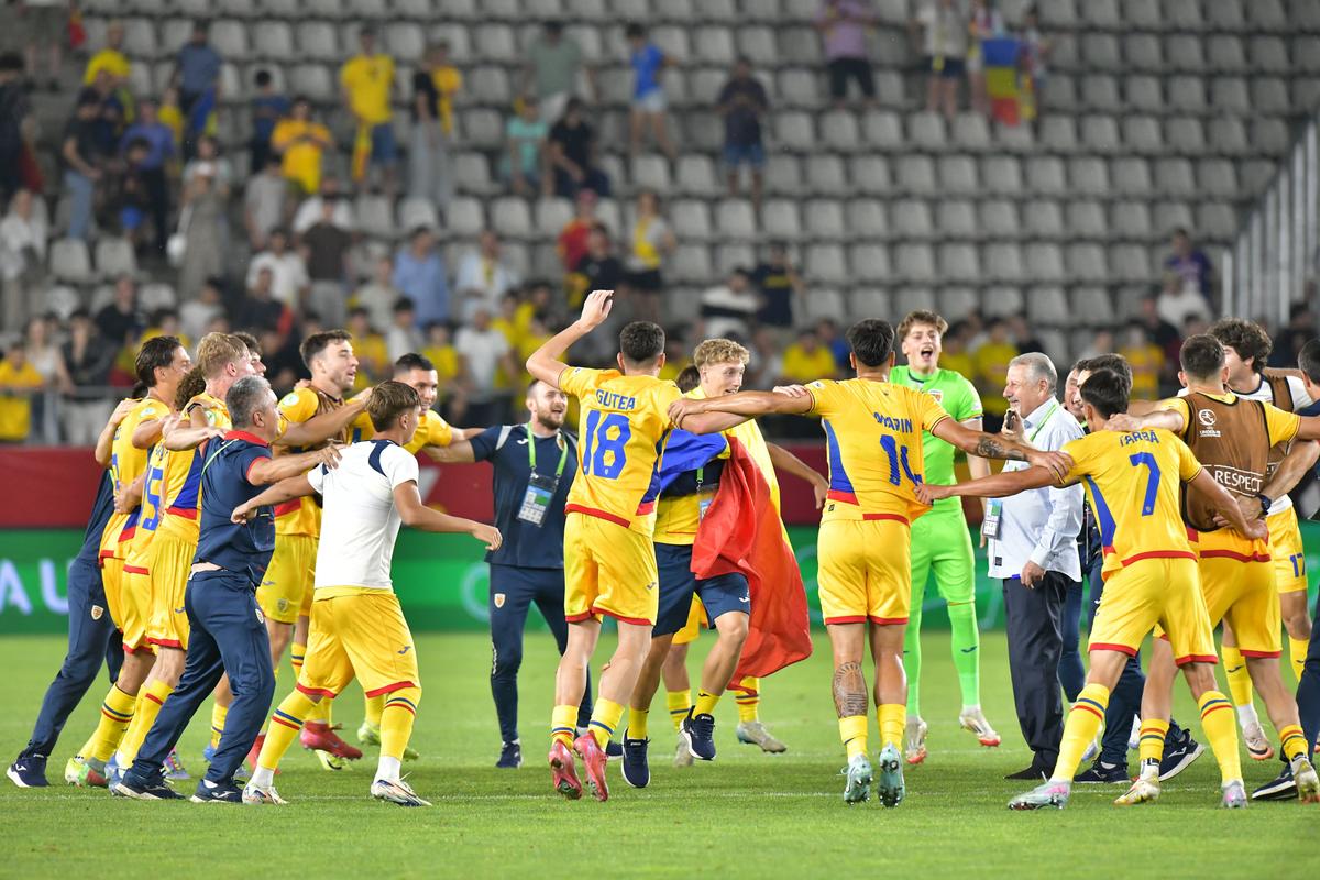 „Mai rămâneți după turneul final?” » Ce a spus Ion Marin după ce a dus România U19 în semifinalele EURO: „Eu mi-am făcut datoria”