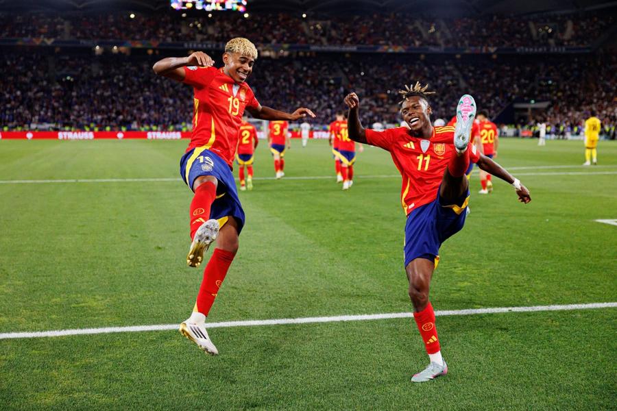 Nico Williams și Lamine Yamal vor juca împreună și la Barcelona / Foto: Imago Deco a oferit ultimele detalii despre transferul lui Nico Williams: „Vrea să vină la Barcelona! Finalizăm afacerea și-l semnăm”