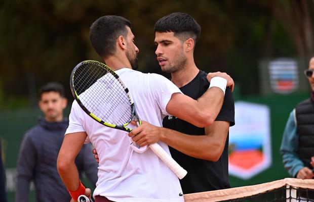 Antrenorul lui Carlos Alcaraz, precaut înainte de semifinala US Open cu Novak Djokovic: „Nu îndrăznesc!”