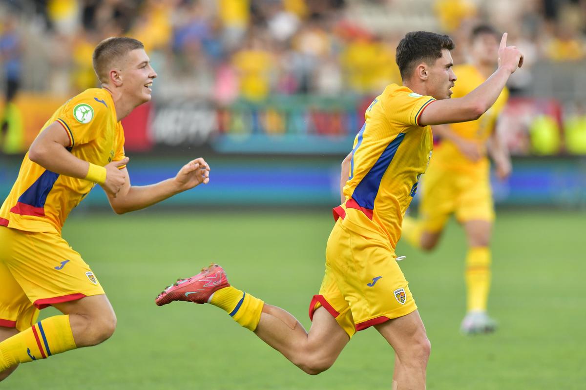 Danemarca U19 - România U19 0-3 » Victorie uriașă și CALIFICAREEE! România U19 a jucat perfect și e în semifinalele EURO U19